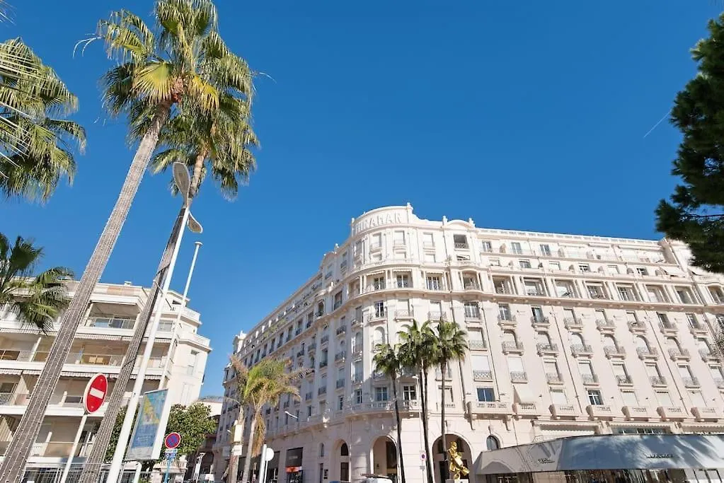 Apartment Palais Miramar - Suite & B31 - Croisette Emplacement Unique - 20M Plage - Wifi - Clim Cannes