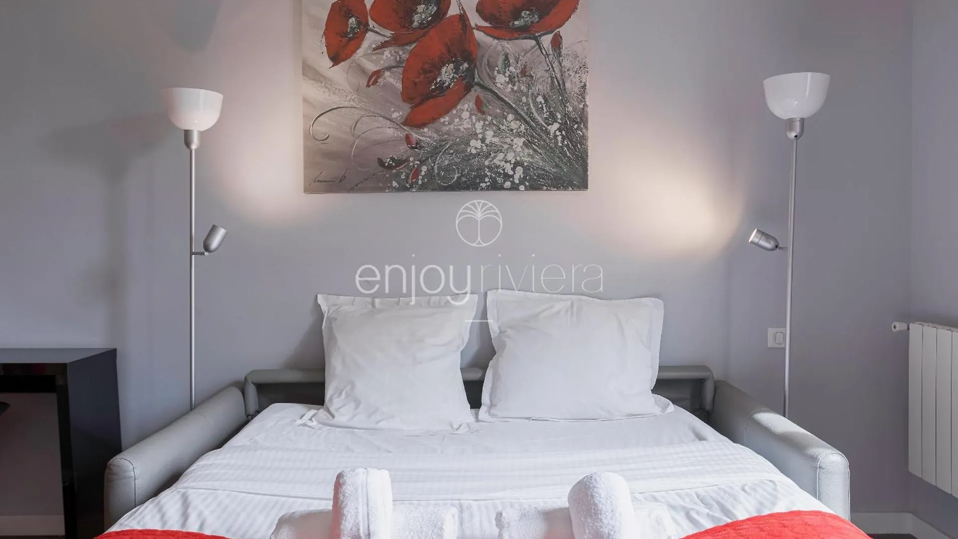 Palais Miramar - Suite & B31 - Croisette Emplacement Unique - 20M Plage - Wifi - Clim Cannes France
